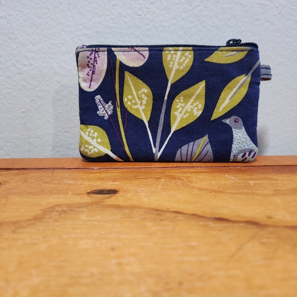 VERA BRADLEY coin wallet with nightingale print - Picture 4 of 4